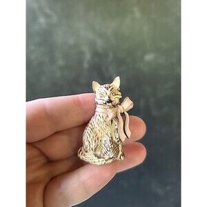 Pet Friends Enamel Cat With Bow Gold Tone Brooch Vintage Costume Jewelry
